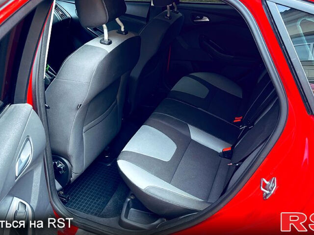 Червоний Форд Фокус, об'ємом двигуна 1.6 л та пробігом 150 тис. км за 7900 $, фото 11 на Automoto.ua