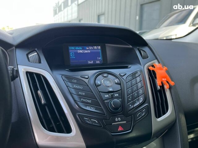 Красный Форд Фокус, объемом двигателя 2 л и пробегом 163 тыс. км за 8590 $, фото 23 на Automoto.ua