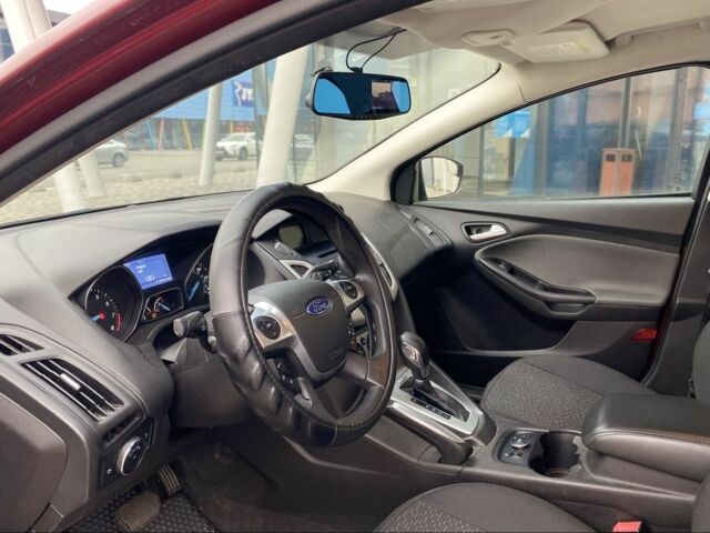 Червоний Форд Фокус, об'ємом двигуна 2 л та пробігом 232 тис. км за 5950 $, фото 15 на Automoto.ua