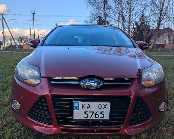 Червоний Форд Фокус, об'ємом двигуна 2 л та пробігом 120 тис. км за 7999 $, фото 1 на Automoto.ua