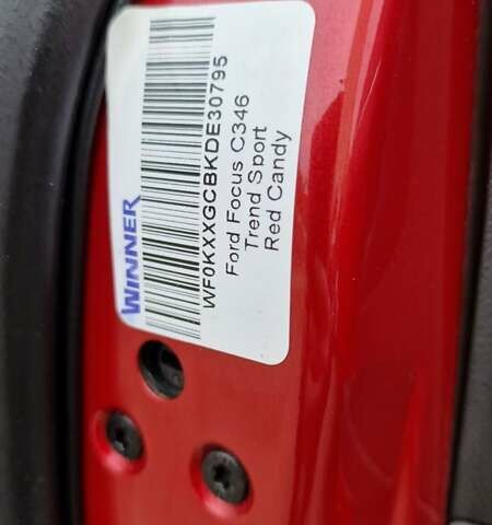 Червоний Форд Фокус, об'ємом двигуна 1 л та пробігом 78 тис. км за 8970 $, фото 33 на Automoto.ua