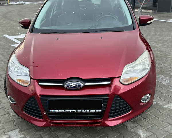 Красный Форд Фокус, объемом двигателя 2 л и пробегом 171 тыс. км за 8300 $, фото 2 на Automoto.ua