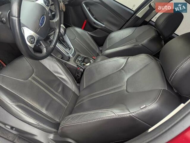 Червоний Форд Фокус, об'ємом двигуна 2 л та пробігом 120 тис. км за 7999 $, фото 24 на Automoto.ua