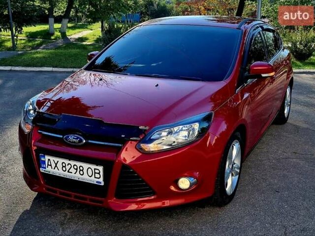 Форд Фокус 2013 в Харькове на Automoto.ua Красный Форд Фокус, объемом двигателя 1 л и пробегом 85 тыс. км за 8470 $, фото 15 на Automoto.ua