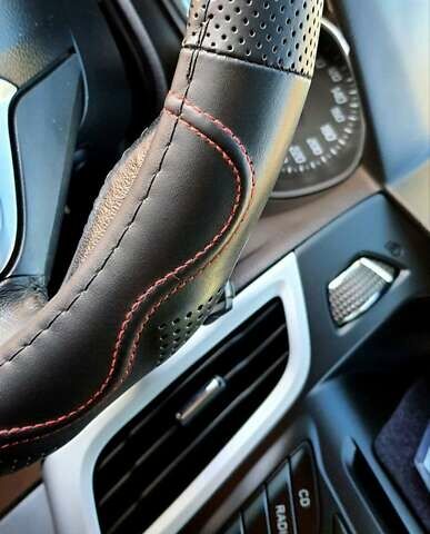 Форд Фокус 2013 в Харькове на Automoto.ua Красный Форд Фокус, объемом двигателя 1 л и пробегом 85 тыс. км за 8470 $, фото 88 на Automoto.ua