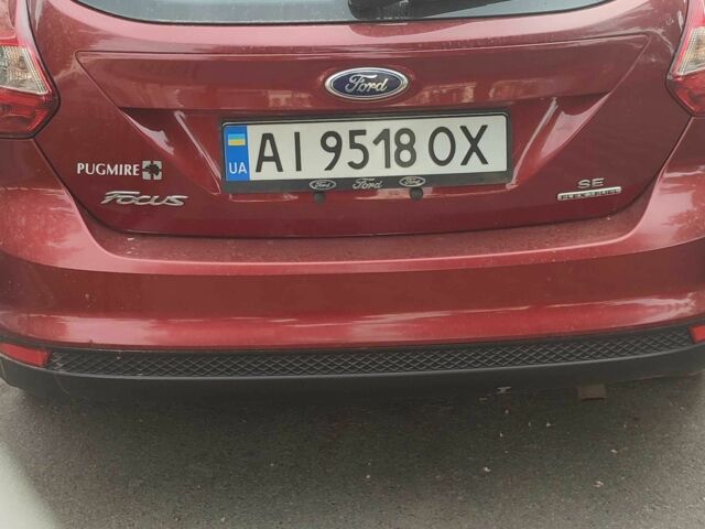 Форд Фокус 2013 в Тараще на Automoto.ua Красный Форд Фокус, объемом двигателя 2 л и пробегом 197 тыс. км за 6500 $, фото 1 на Automoto.ua