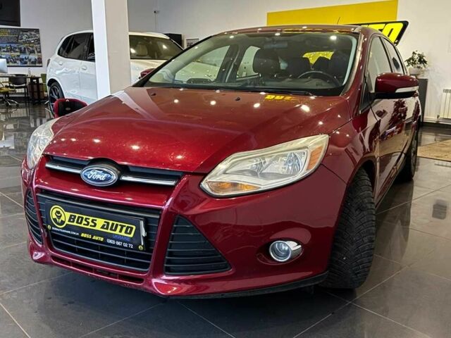 Червоний Форд Фокус, об'ємом двигуна 2 л та пробігом 171 тис. км за 8599 $, фото 2 на Automoto.ua