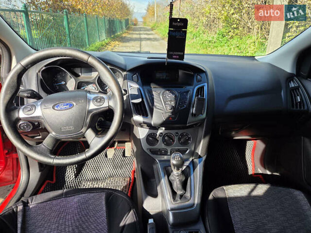 Форд Фокус 2013 в Хмельницком на Automoto.ua Красный Форд Фокус, объемом двигателя 1 л и пробегом 143 тыс. км за 7300 $, фото 9 на Automoto.ua
