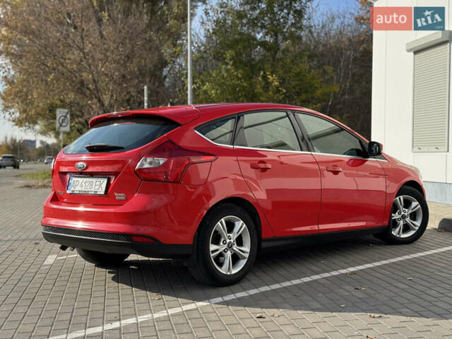 Червоний Форд Фокус, об'ємом двигуна 1 л та пробігом 160 тис. км за 6500 $, фото 3 на Automoto.ua