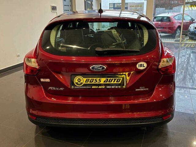 Червоний Форд Фокус, об'ємом двигуна 2 л та пробігом 171 тис. км за 8599 $, фото 5 на Automoto.ua