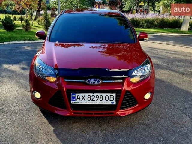 Форд Фокус 2013 в Харькове на Automoto.ua Красный Форд Фокус, объемом двигателя 1 л и пробегом 85 тыс. км за 8470 $, фото 14 на Automoto.ua