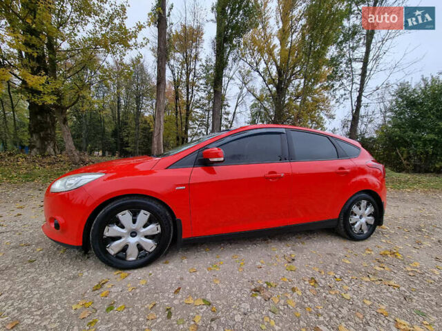 Форд Фокус 2013 в Хмельницком на Automoto.ua Красный Форд Фокус, объемом двигателя 1 л и пробегом 143 тыс. км за 7300 $, фото 4 на Automoto.ua