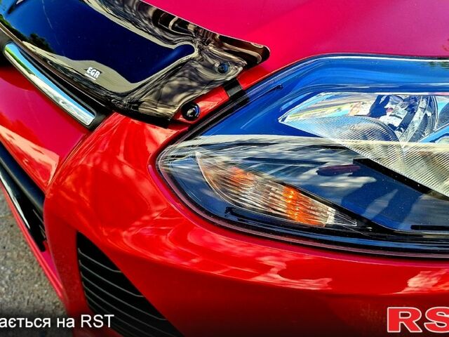 Червоний Форд Фокус, об'ємом двигуна 1 л та пробігом 78 тис. км за 8970 $, фото 6 на Automoto.ua