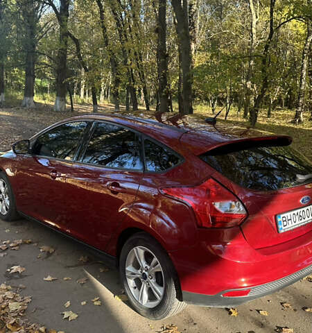 Форд Фокус 2013 в Беляевке на Automoto.ua Красный Форд Фокус, объемом двигателя 2 л и пробегом 138 тыс. км за 7100 $, фото 2 на Automoto.ua