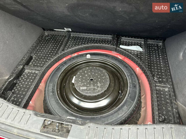 Червоний Форд Фокус, об'ємом двигуна 2 л та пробігом 144 тис. км за 8800 $, фото 23 на Automoto.ua