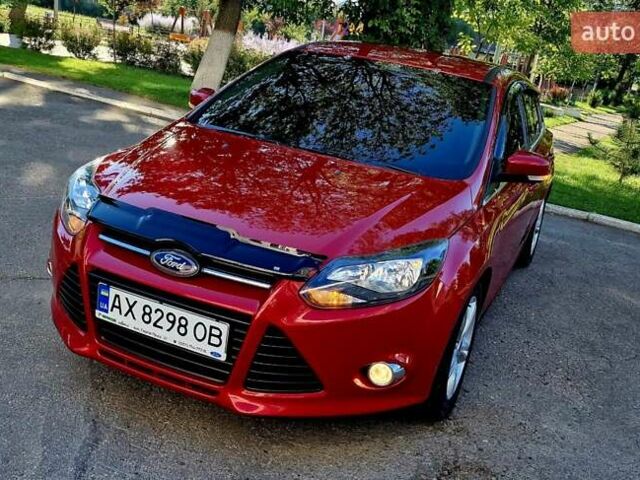 Форд Фокус 2013 в Харькове на Automoto.ua Красный Форд Фокус, объемом двигателя 1 л и пробегом 85 тыс. км за 8470 $, фото 25 на Automoto.ua