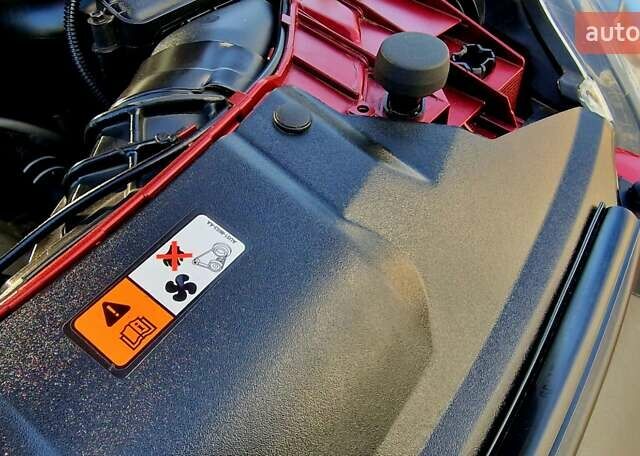 Форд Фокус 2013 в Харькове на Automoto.ua Красный Форд Фокус, объемом двигателя 1 л и пробегом 85 тыс. км за 8470 $, фото 60 на Automoto.ua