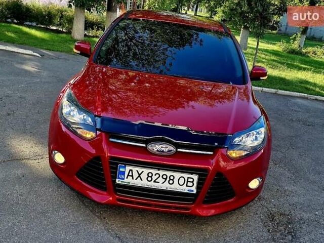 Форд Фокус 2013 в Харькове на Automoto.ua Красный Форд Фокус, объемом двигателя 1 л и пробегом 85 тыс. км за 8470 $, фото 4 на Automoto.ua