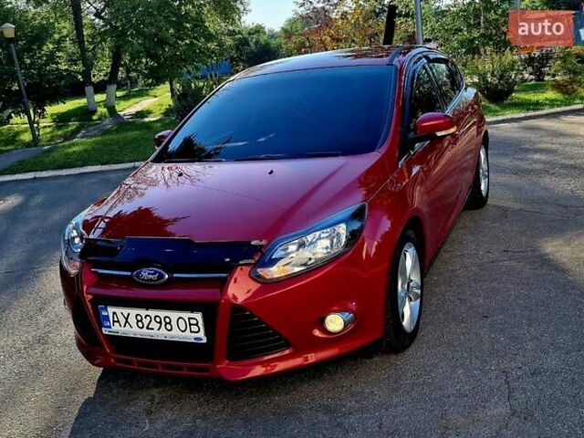 Форд Фокус 2013 в Харькове на Automoto.ua Красный Форд Фокус, объемом двигателя 1 л и пробегом 85 тыс. км за 8470 $, фото 18 на Automoto.ua