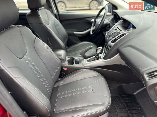 Червоний Форд Фокус, об'ємом двигуна 2 л та пробігом 144 тис. км за 8800 $, фото 28 на Automoto.ua