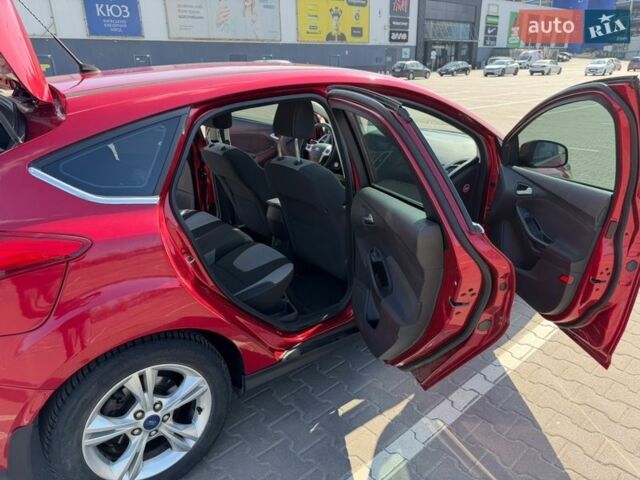 Червоний Форд Фокус, об'ємом двигуна 1 л та пробігом 73 тис. км за 7500 $, фото 33 на Automoto.ua