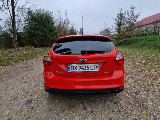 Червоний Форд Фокус, об'ємом двигуна 1 л та пробігом 143 тис. км за 6500 $, фото 6 на Automoto.ua