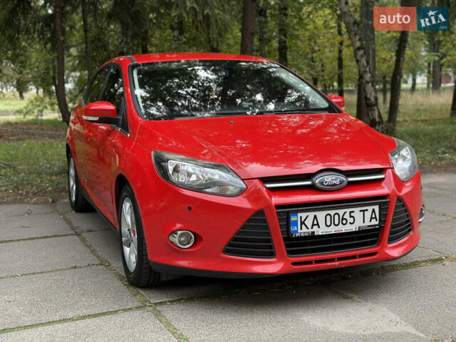 Красный Форд Фокус, объемом двигателя 1 л и пробегом 205 тыс. км за 5999 $, фото 13 на Automoto.ua