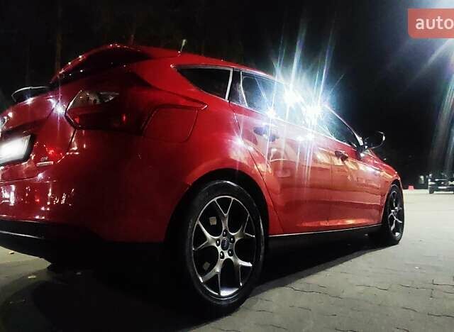 Червоний Форд Фокус, об'ємом двигуна 2 л та пробігом 206 тис. км за 8300 $, фото 6 на Automoto.ua