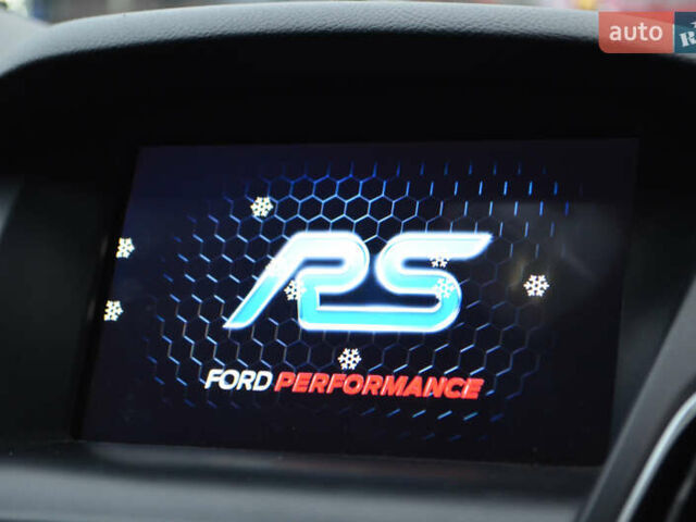 Красный Форд Фокус, объемом двигателя 2 л и пробегом 189 тыс. км за 8500 $, фото 13 на Automoto.ua