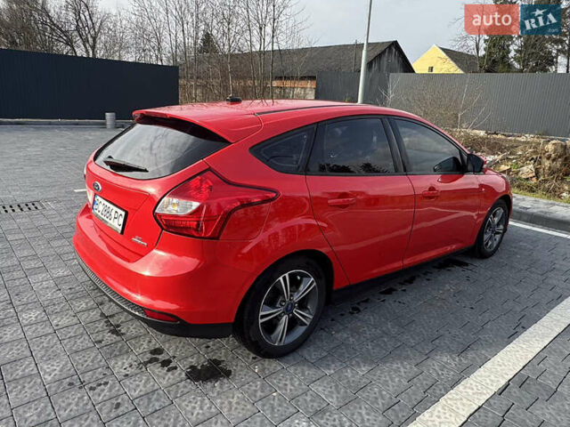 Красный Форд Фокус, объемом двигателя 2 л и пробегом 109 тыс. км за 7300 $, фото 2 на Automoto.ua