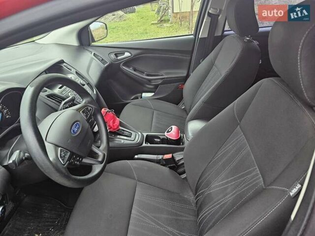 Червоний Форд Фокус, об'ємом двигуна 2 л та пробігом 178 тис. км за 8500 $, фото 4 на Automoto.ua