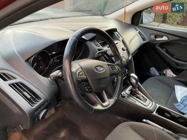 Красный Форд Фокус, объемом двигателя 2 л и пробегом 167 тыс. км за 7300 $, фото 13 на Automoto.ua