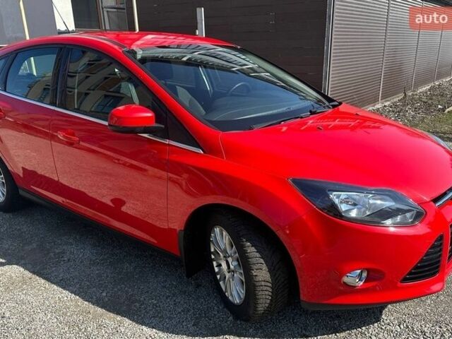 Красный Форд Фокус, объемом двигателя 1 л и пробегом 67 тыс. км за 8299 $, фото 2 на Automoto.ua