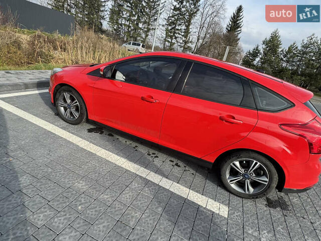 Красный Форд Фокус, объемом двигателя 2 л и пробегом 109 тыс. км за 7300 $, фото 3 на Automoto.ua