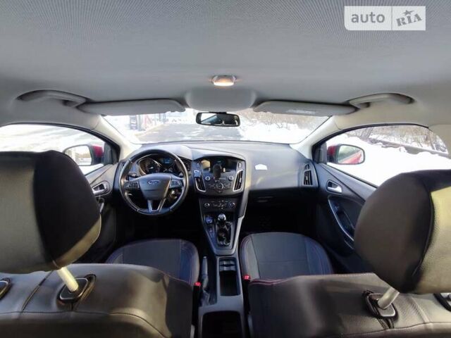 Форд Фокус 2015 в Харькове на Automoto.ua Красный Форд Фокус, объемом двигателя 1 л и пробегом 105 тыс. км за 7300 $, фото 4 на Automoto.ua