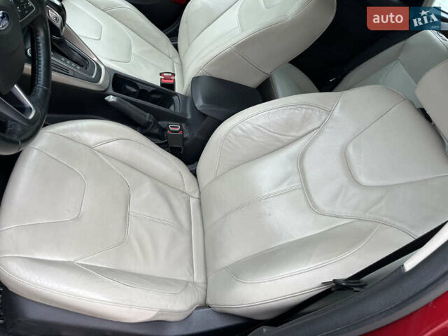 Червоний Форд Фокус, об'ємом двигуна 2 л та пробігом 219 тис. км за 8500 $, фото 30 на Automoto.ua