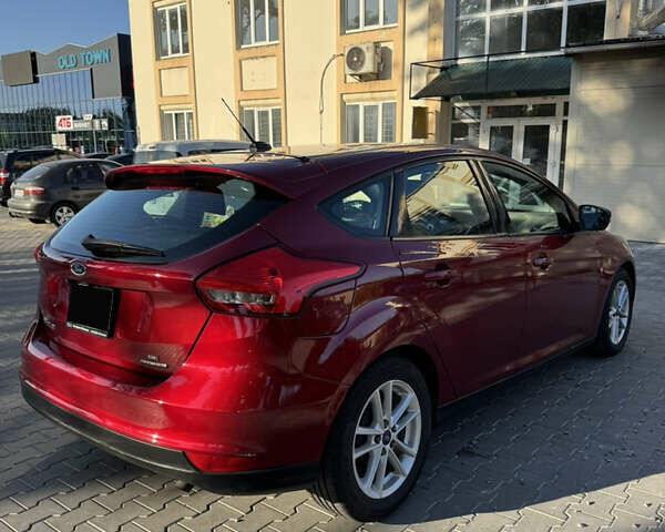 Красный Форд Фокус, объемом двигателя 2 л и пробегом 258 тыс. км за 6500 $, фото 2 на Automoto.ua