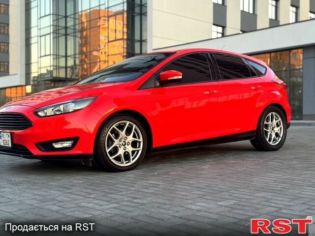 Форд Фокус 2015 у Дніпро (Дніпропетровську) на Automoto.ua Червоний Форд Фокус, об'ємом двигуна 2 л та пробігом 102 тис. км за 8500 $, фото 5 на Automoto.ua