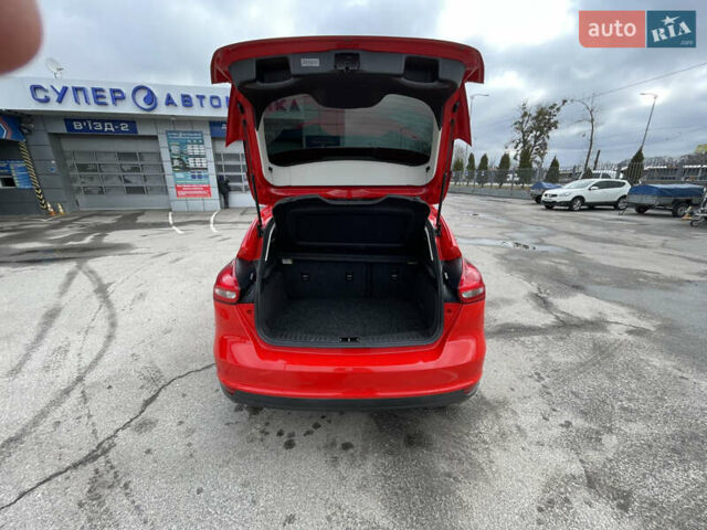 Красный Форд Фокус, объемом двигателя 2 л и пробегом 197 тыс. км за 8500 $, фото 20 на Automoto.ua