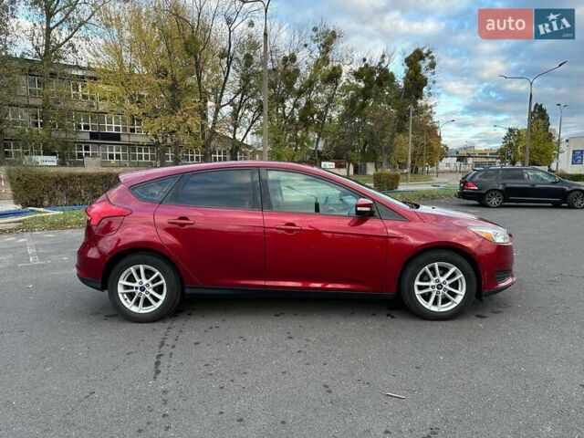 Красный Форд Фокус, объемом двигателя 2 л и пробегом 206 тыс. км за 8500 $, фото 3 на Automoto.ua