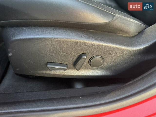 Красный Форд Фокус, объемом двигателя 2 л и пробегом 102 тыс. км за 8500 $, фото 16 на Automoto.ua