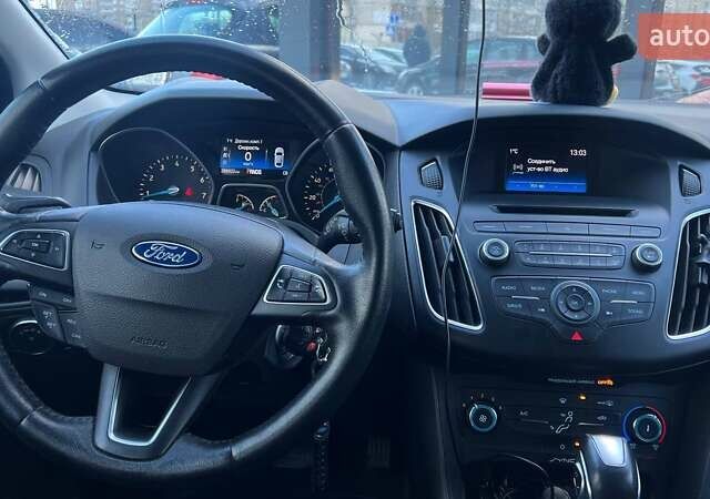 Червоний Форд Фокус, об'ємом двигуна 2 л та пробігом 286 тис. км за 9500 $, фото 13 на Automoto.ua