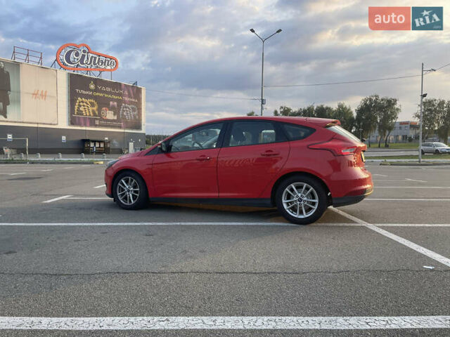 Форд Фокус 2015 у Києві на Automoto.ua Червоний Форд Фокус, об'ємом двигуна 2 л та пробігом 215 тис. км за 7900 $, фото 3 на Automoto.ua