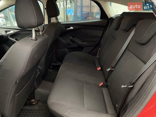 Червоний Форд Фокус, об'ємом двигуна 1 л та пробігом 140 тис. км за 6500 $, фото 19 на Automoto.ua