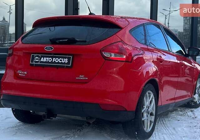 Червоний Форд Фокус, об'ємом двигуна 2 л та пробігом 286 тис. км за 9500 $, фото 5 на Automoto.ua