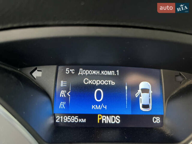 Червоний Форд Фокус, об'ємом двигуна 2 л та пробігом 219 тис. км за 8500 $, фото 19 на Automoto.ua