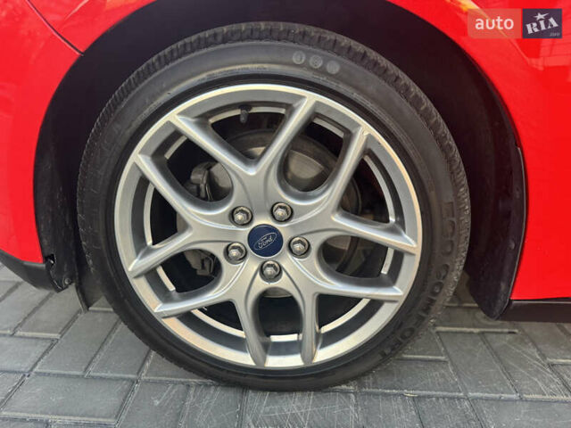 Красный Форд Фокус, объемом двигателя 2 л и пробегом 102 тыс. км за 8500 $, фото 18 на Automoto.ua