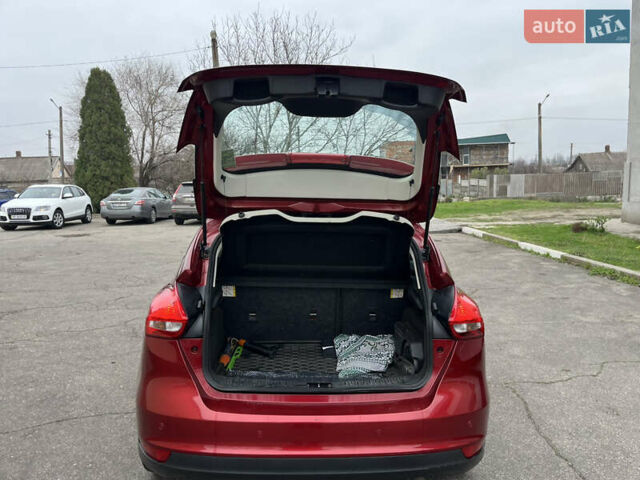 Червоний Форд Фокус, об'ємом двигуна 2 л та пробігом 219 тис. км за 8500 $, фото 40 на Automoto.ua