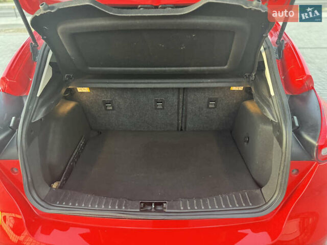 Форд Фокус 2015 в Днепре (Днепропетровске) на Automoto.ua Красный Форд Фокус, объемом двигателя 2 л и пробегом 102 тыс. км за 8500 $, фото 18 на Automoto.ua