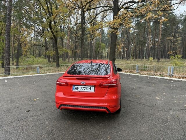 Форд Фокус 2015 в Киеве на Automoto.ua Красный Форд Фокус, объемом двигателя 2 л и пробегом 185 тыс. км за 7400 $, фото 2 на Automoto.ua